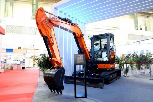 電驅技術著眼未來 日立建機出展 bices 2023